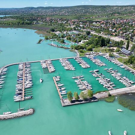 مبيت وإفطار Alsooers Marina المظهر الخارجي الصورة